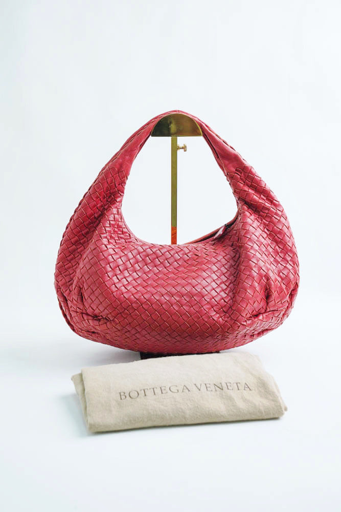 Used Bottega Veneta Black Bella Intrecciato Shoulder Bag